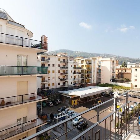 Appartamento Casa Nina Sorrento Esterno foto